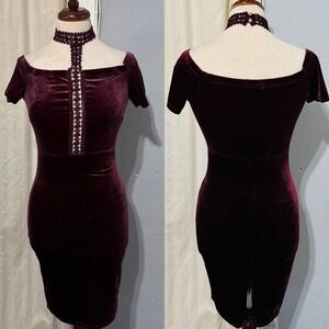 Olive Tree Velvet‎ Choker Neck Off Shoulder Dress Burgundy Lace Detail Gothic M